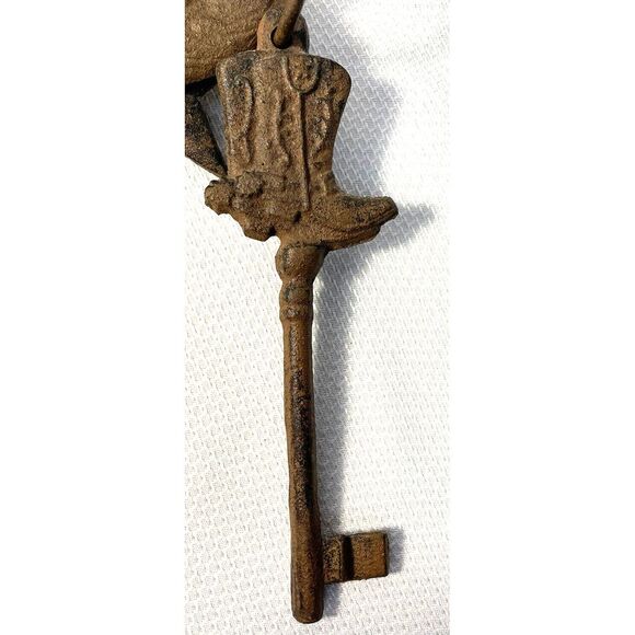 Four Western Key solid Cast Iron features a horse, horseshoe, boot and star - Picture 4 of 8